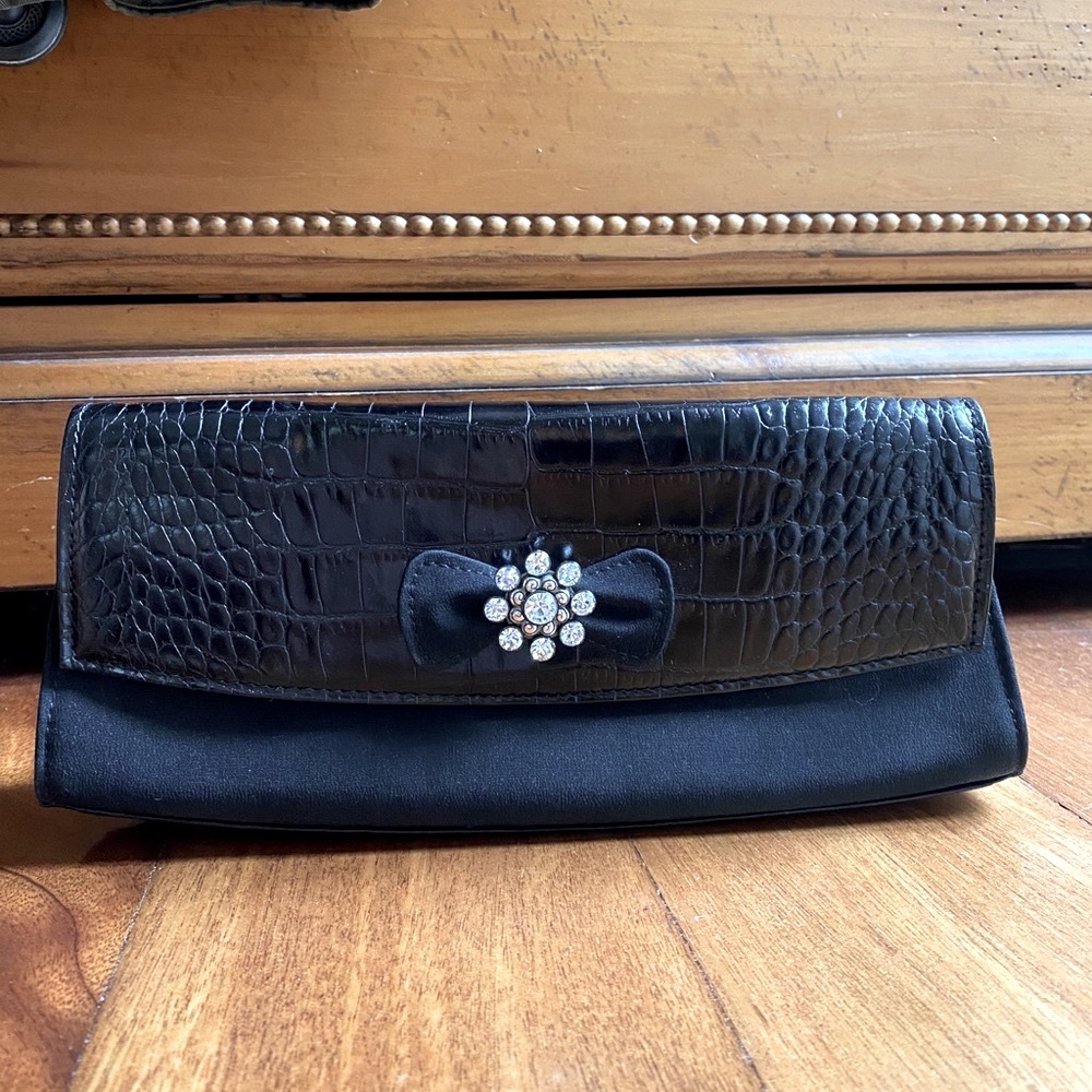 Black Croco Clutch
